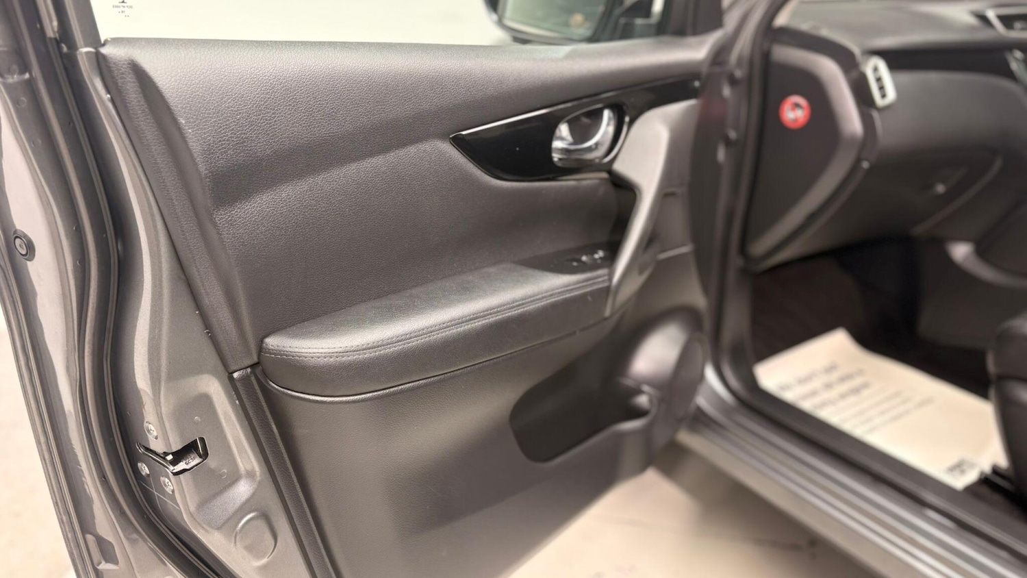 Used Nissan Qashqai 2017 for sale - 76994641: Photo 84