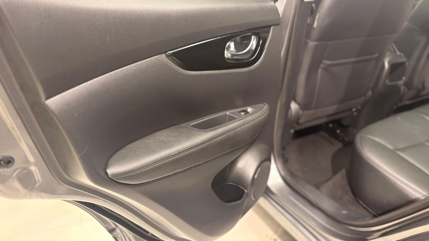 Used Nissan Qashqai 2017 for sale - 76994641: Photo 86