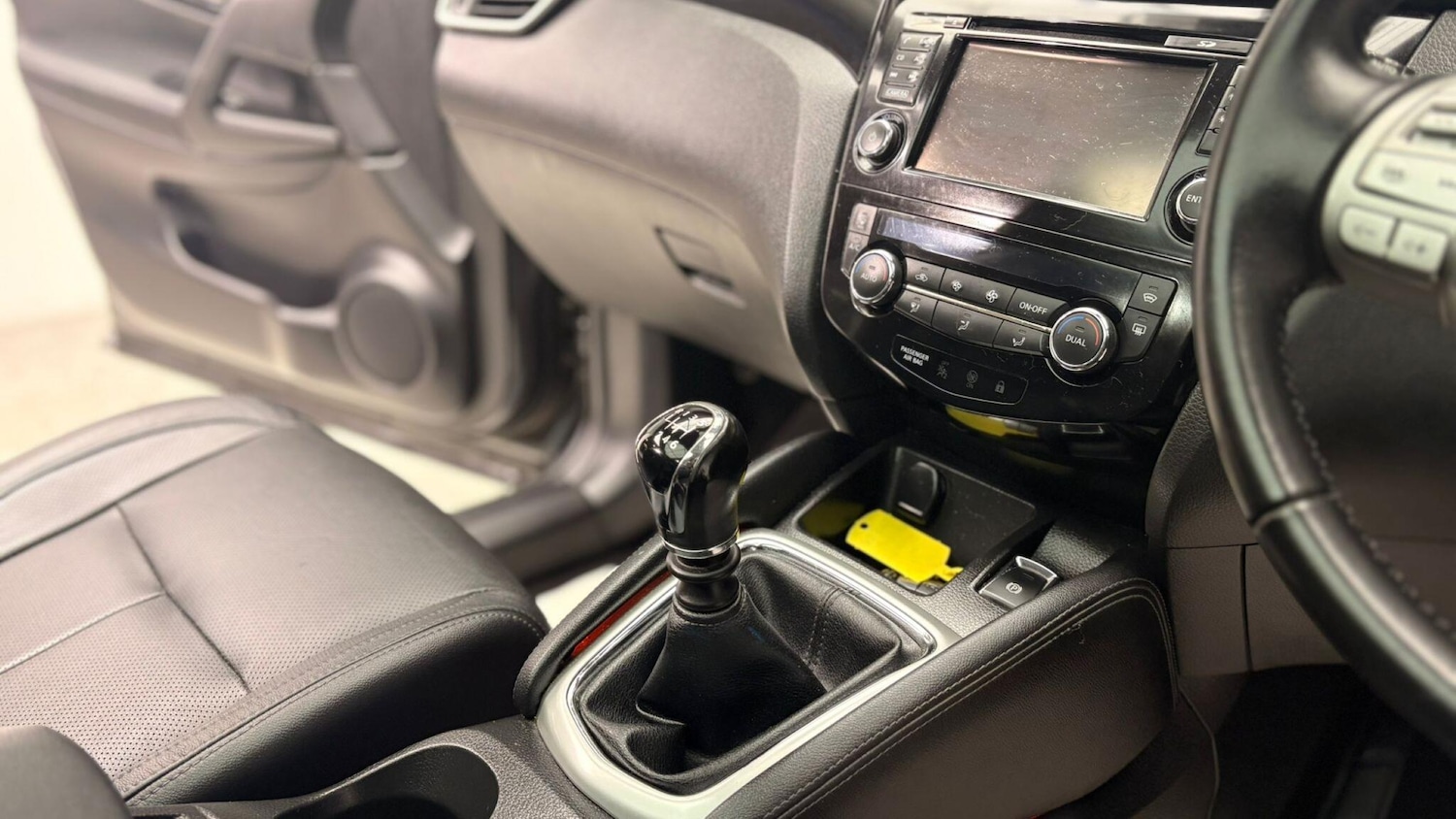 Used Nissan Qashqai 2017 for sale - 76994641: Photo 90