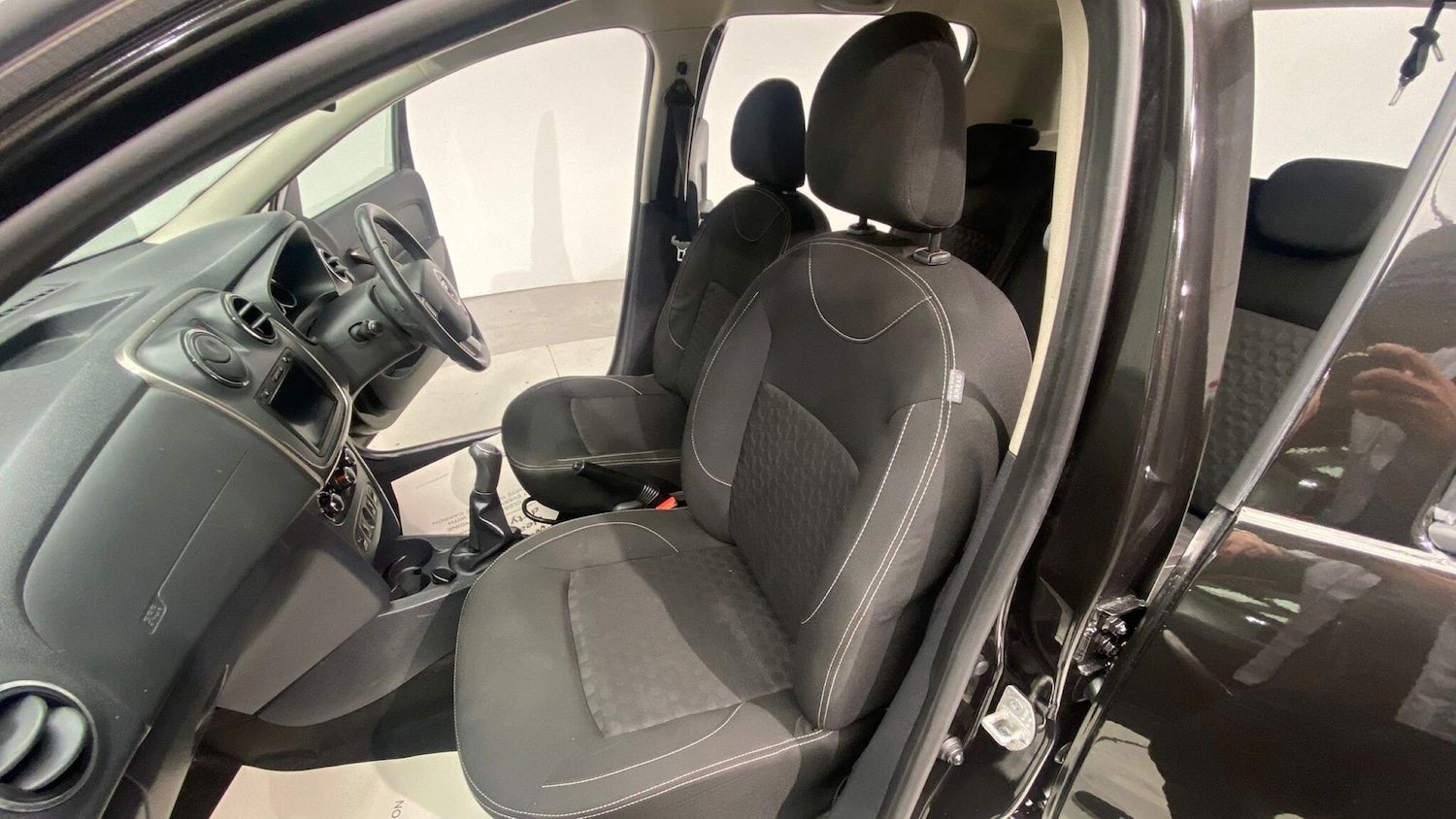 Vehicle 83