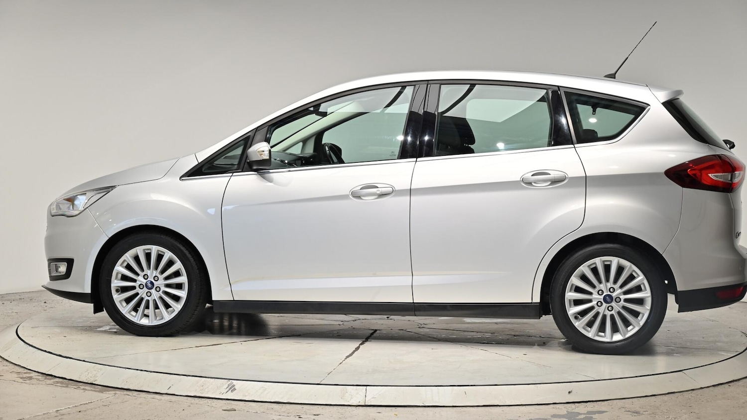 Used Ford C-Max 2017 for sale - 76314289: Photo 21