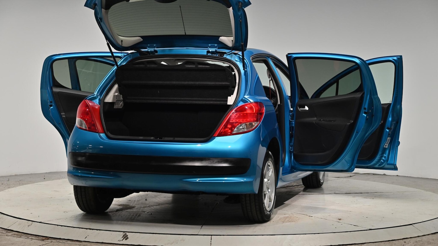 Used Peugeot 207 2012 for sale - 76715453: Photo 67