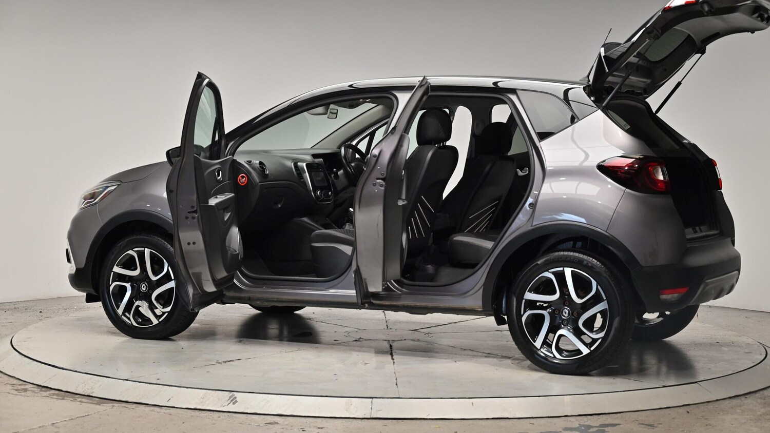 Used Renault Captur 2017 for sale - 76306760: Photo 59