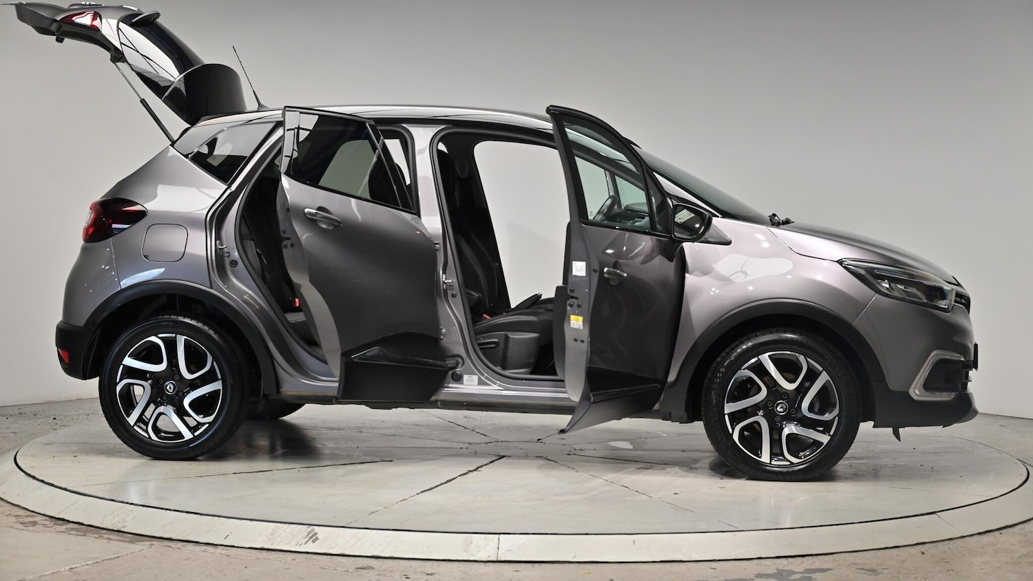 Used Renault Captur 2017 for sale - 76306760: Photo 75