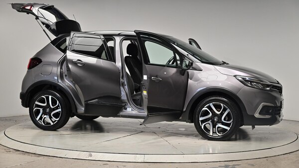 Used Renault Captur 2017 for sale - 76306760: Photo 76