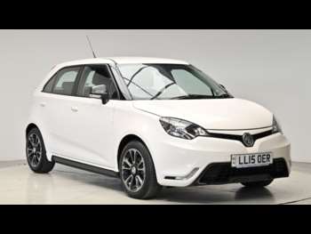 2015 (15) - 1.5 VTi-TECH 3Style Euro 5 5dr