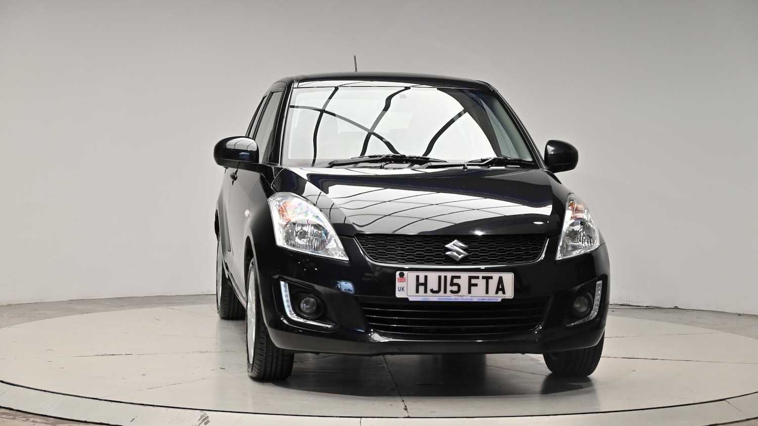 Used Suzuki Swift 2015 for sale - 76073242: Photo 10