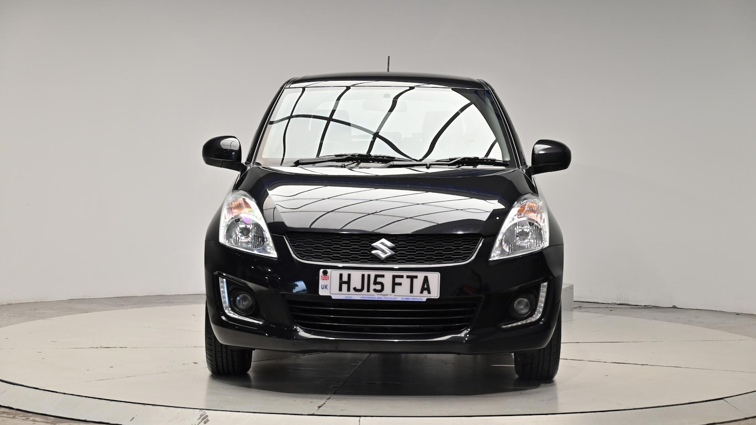 Used Suzuki Swift 2015 for sale - 76073242: Photo 11