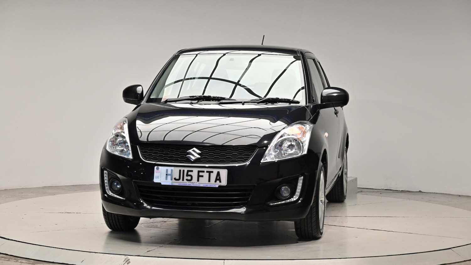 Used Suzuki Swift 2015 for sale - 76073242: Photo 12