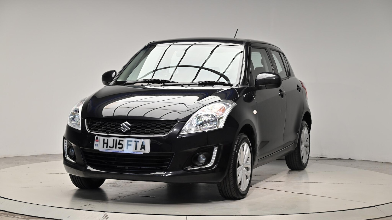 Used Suzuki Swift 2015 for sale - 76073242: Photo 13