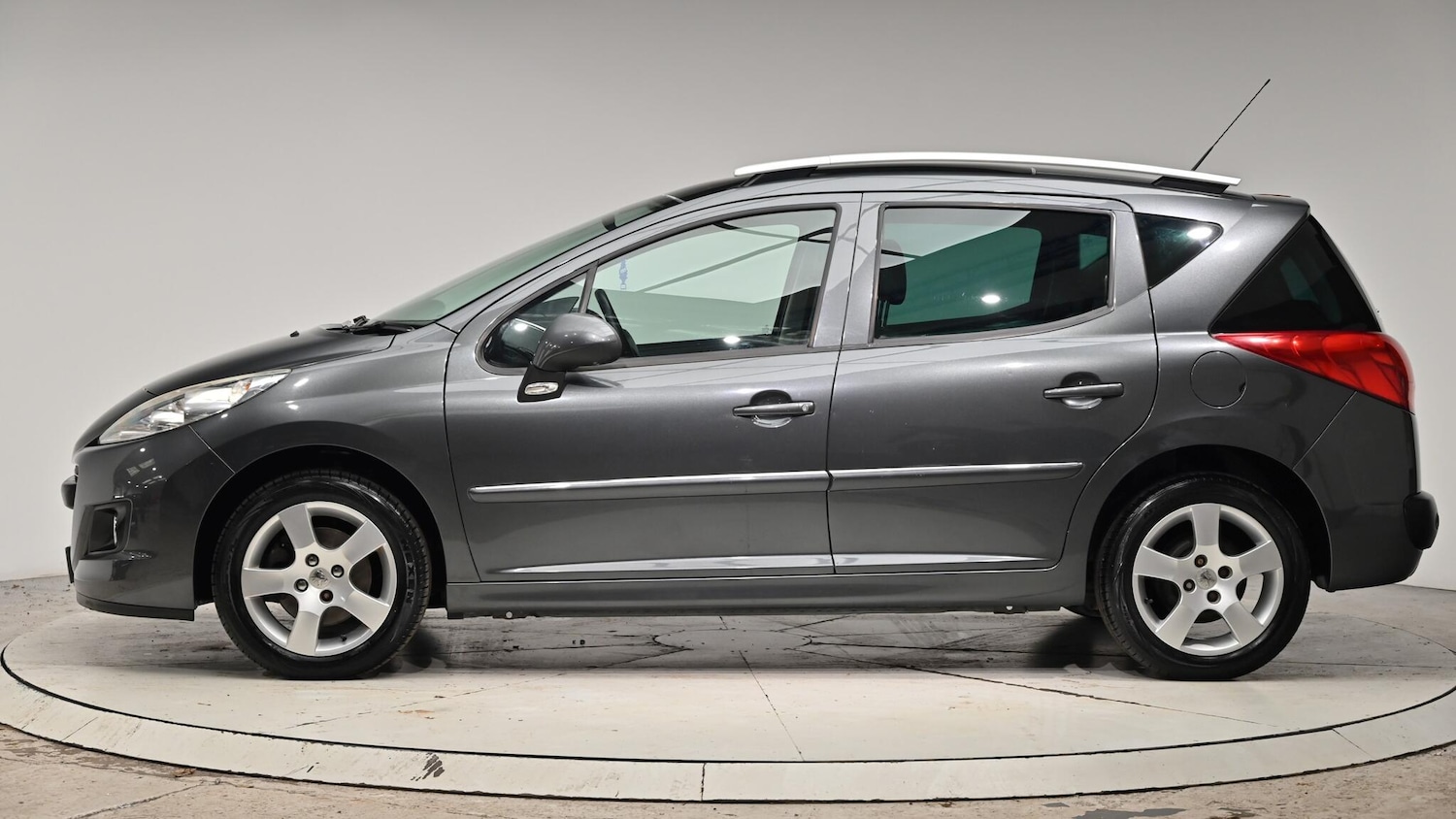 Used Peugeot 207 2012 for sale - 76729059: Photo 20