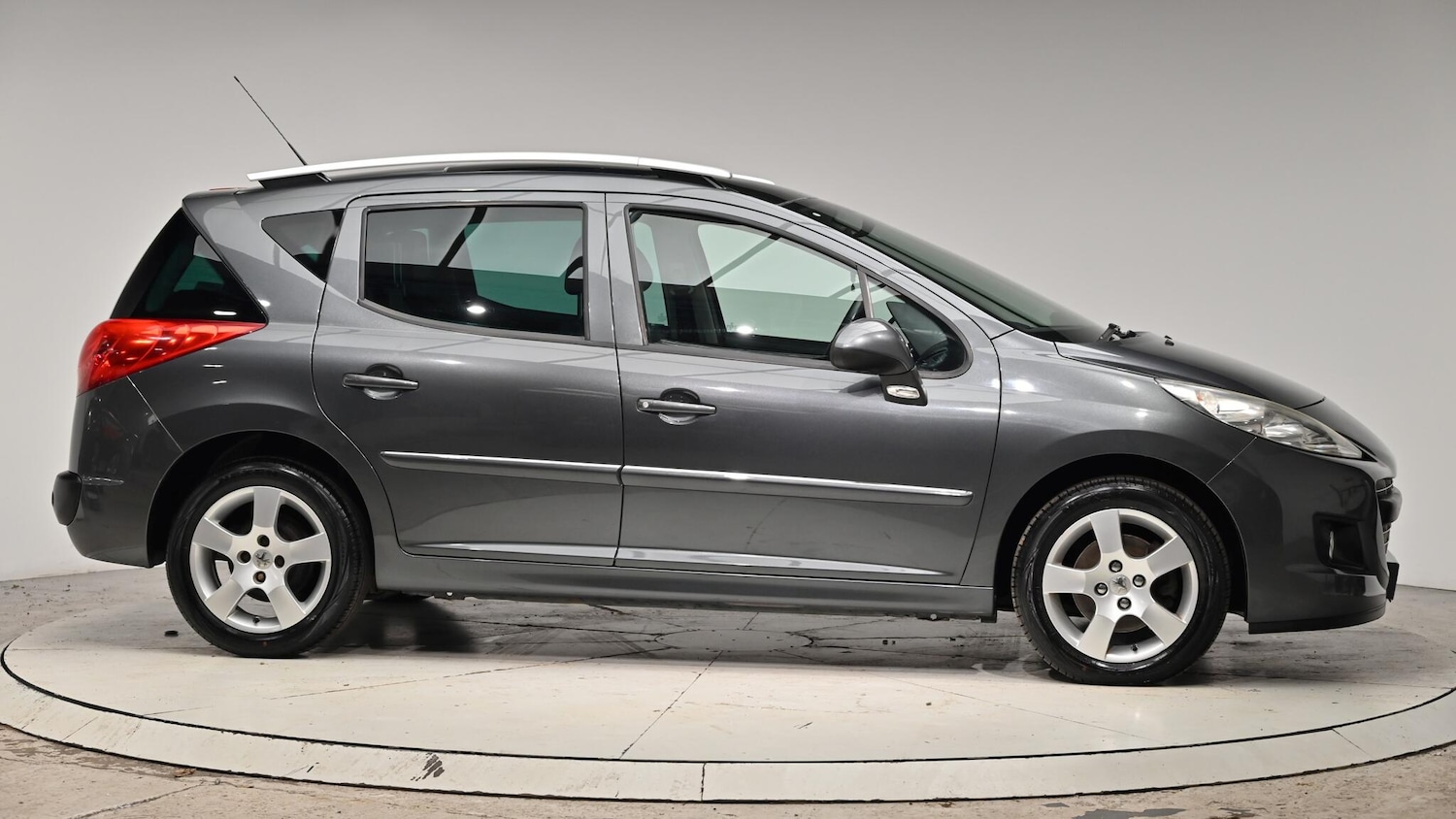 Used Peugeot 207 2012 for sale - 76729059: Photo 39