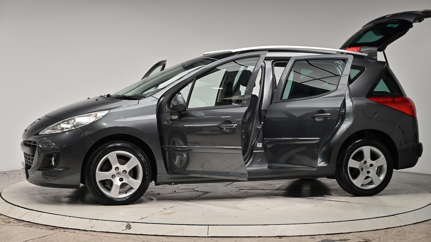 Used Peugeot 207 2012 for sale - 76729059: Photo 55