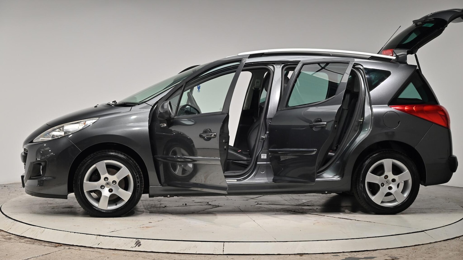 Used Peugeot 207 2012 for sale - 76729059: Photo 56