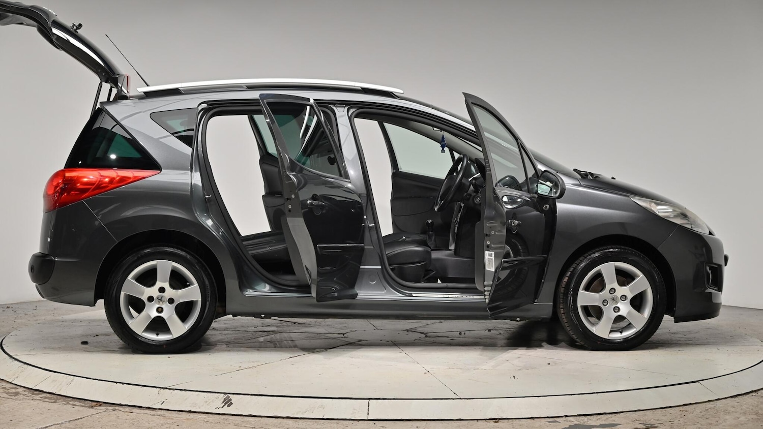 Used Peugeot 207 2012 for sale - 76729059: Photo 74