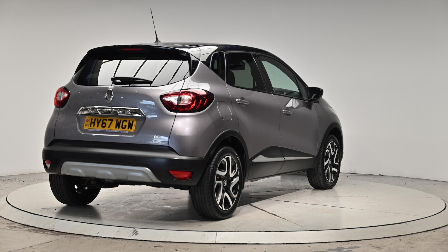 Used Renault Captur 2017 for sale - 76989581: Photo 32