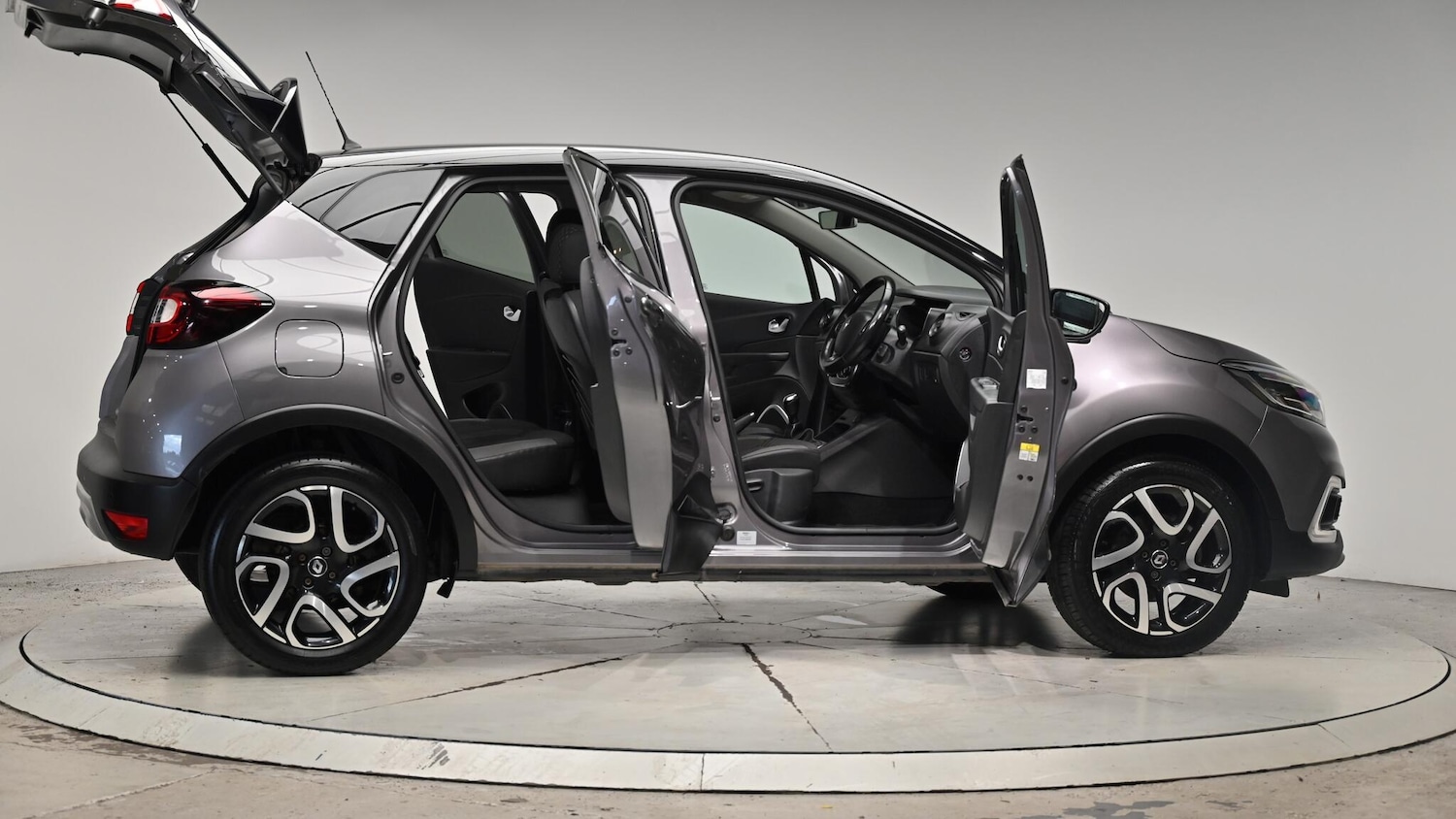 Used Renault Captur 2017 for sale - 76989581: Photo 73