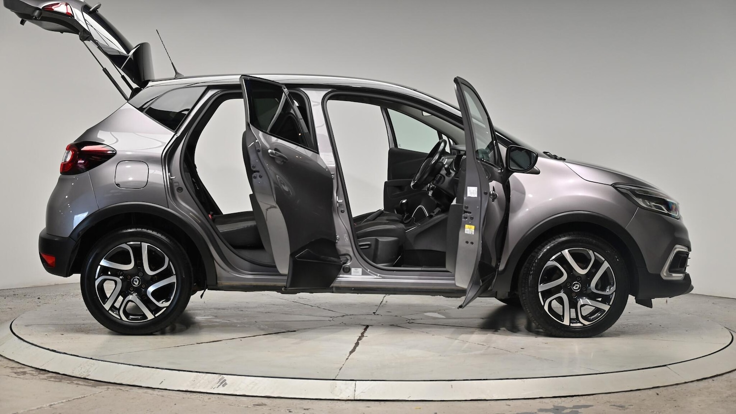 Used Renault Captur 2017 for sale - 76989581: Photo 74