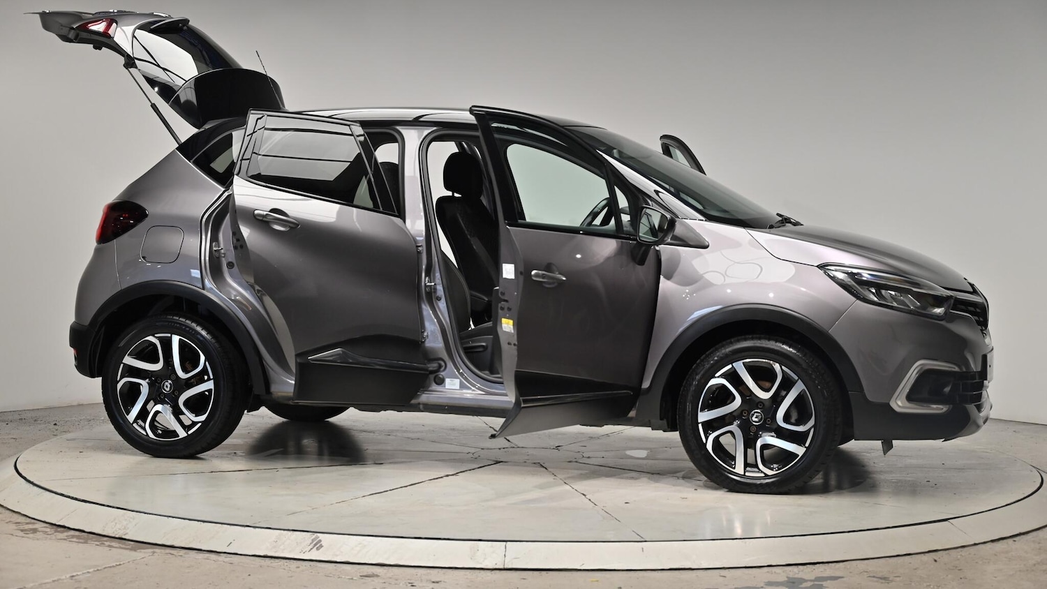 Used Renault Captur 2017 for sale - 76989581: Photo 76