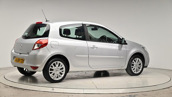 Used Renault Clio 2010 for sale - 76084395: Photo 35