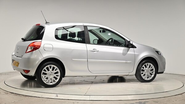 Used Renault Clio 2010 for sale - 76084395: Photo 36