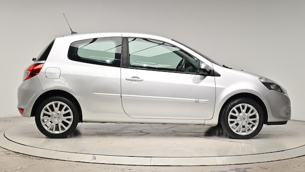 Used Renault Clio 2010 for sale - 76084395: Photo 4