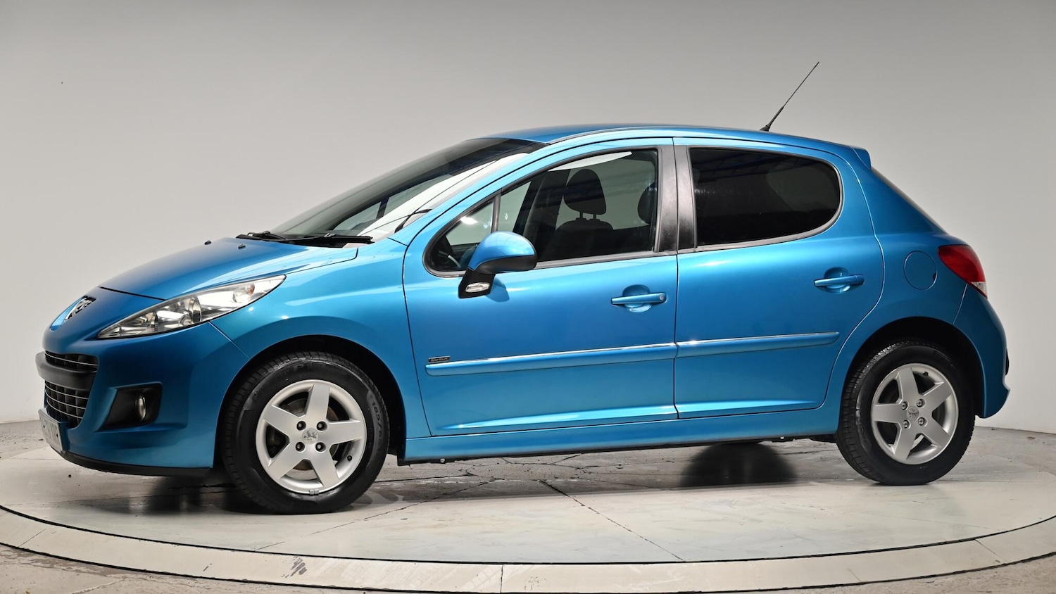 Used Peugeot 207 2011 for sale - 76377385: Photo 18