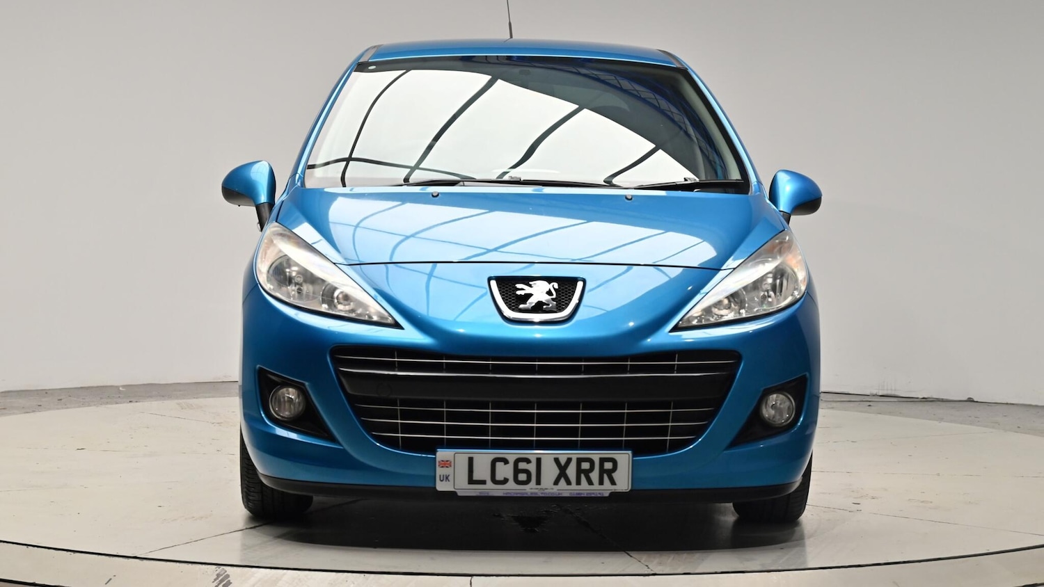 Used Peugeot 207 2011 for sale - 76377385: Photo 2