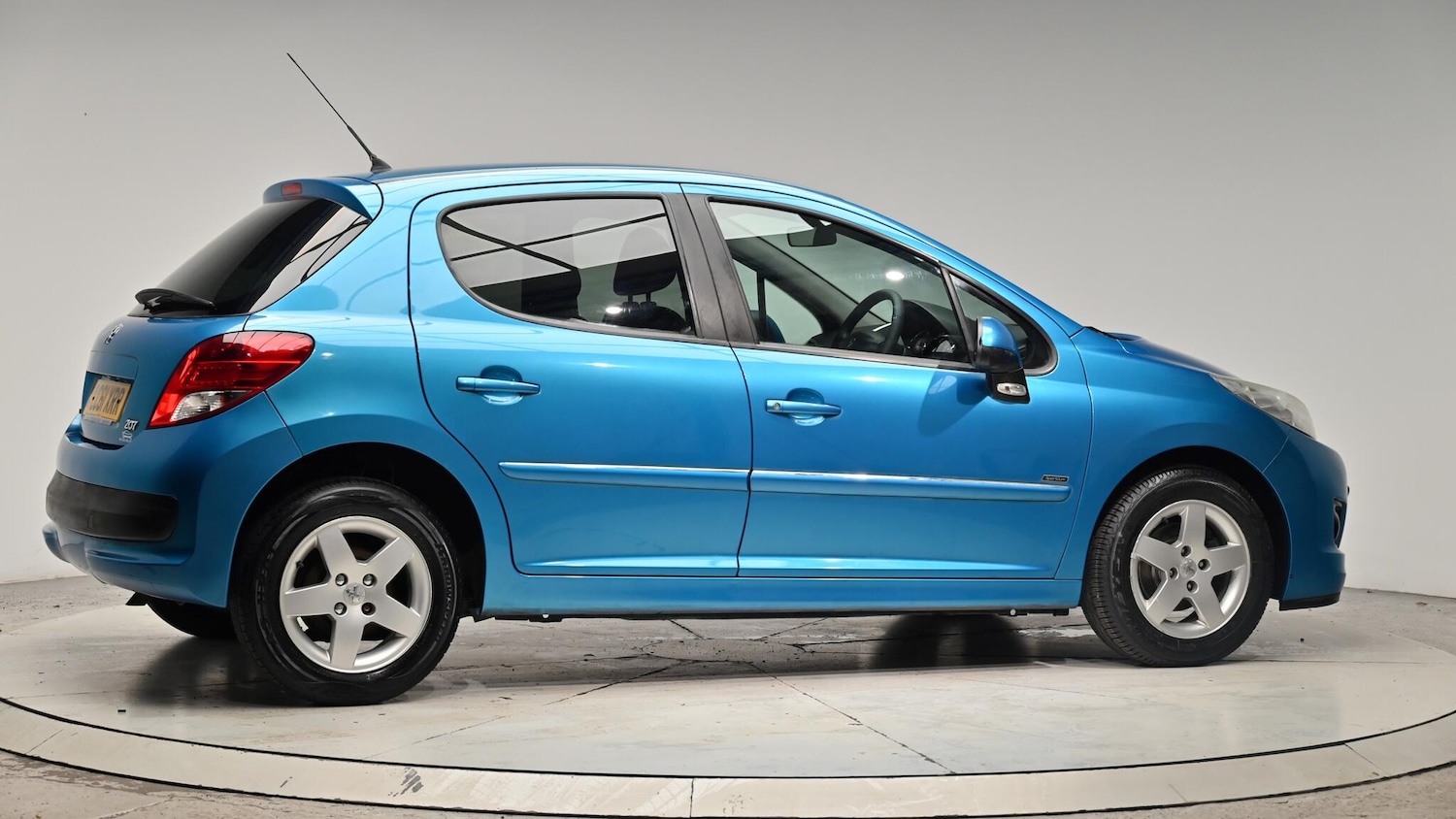 Used Peugeot 207 2011 for sale - 76377385: Photo 36