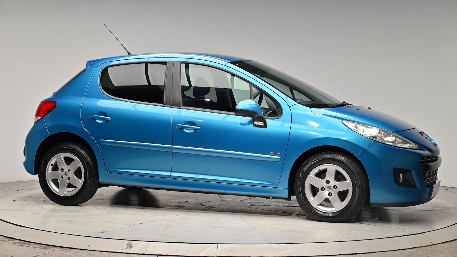 Used Peugeot 207 2011 for sale - 76377385: Photo 40