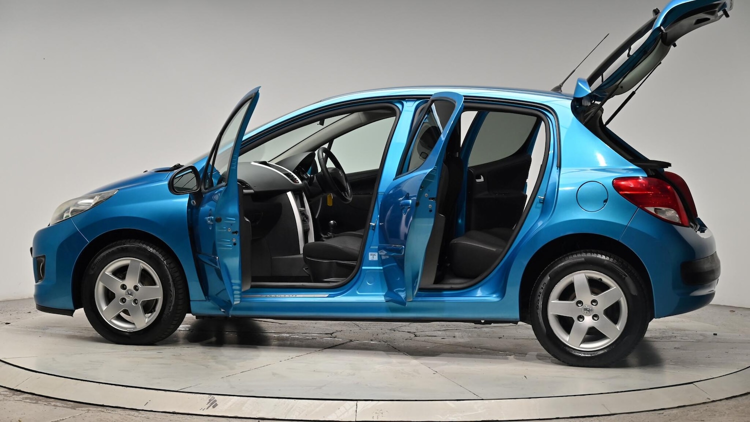 Used Peugeot 207 2011 for sale - 76377385: Photo 58