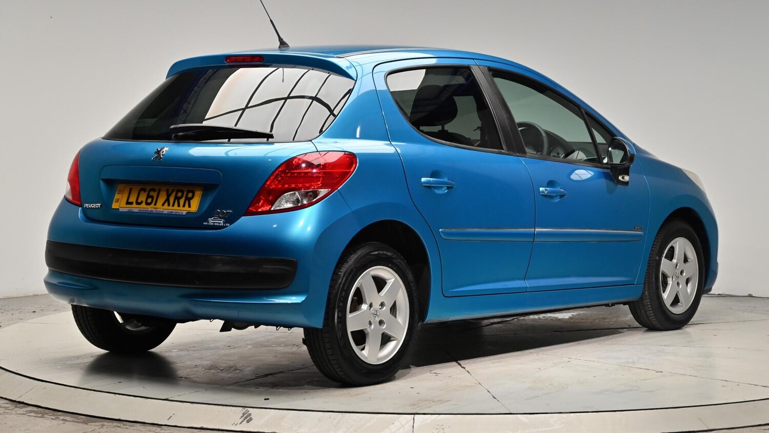 Used Peugeot 207 2011 for sale - 76377385: Photo 6