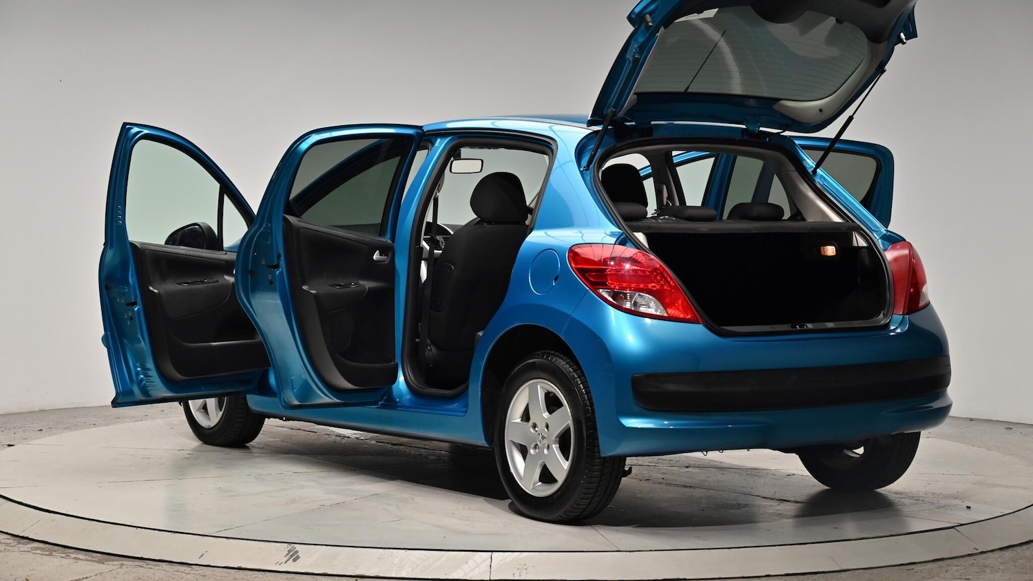 Used Peugeot 207 2011 for sale - 76377385: Photo 62