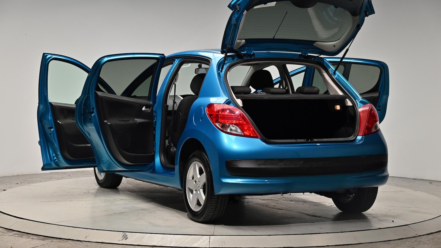 Used Peugeot 207 2011 for sale - 76377385: Photo 63