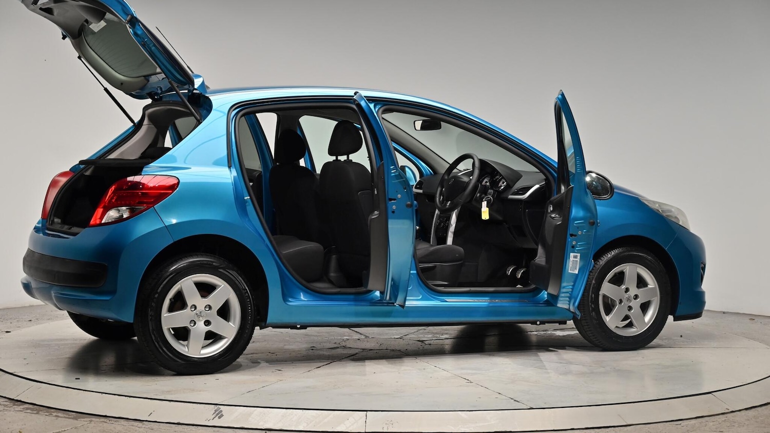 Used Peugeot 207 2011 for sale - 76377385: Photo 72