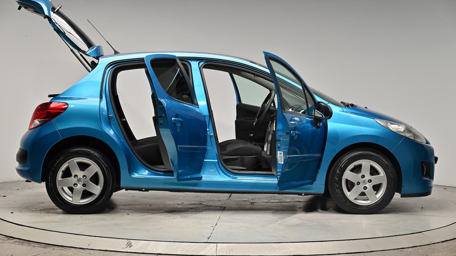 Used Peugeot 207 2011 for sale - 76377385: Photo 74