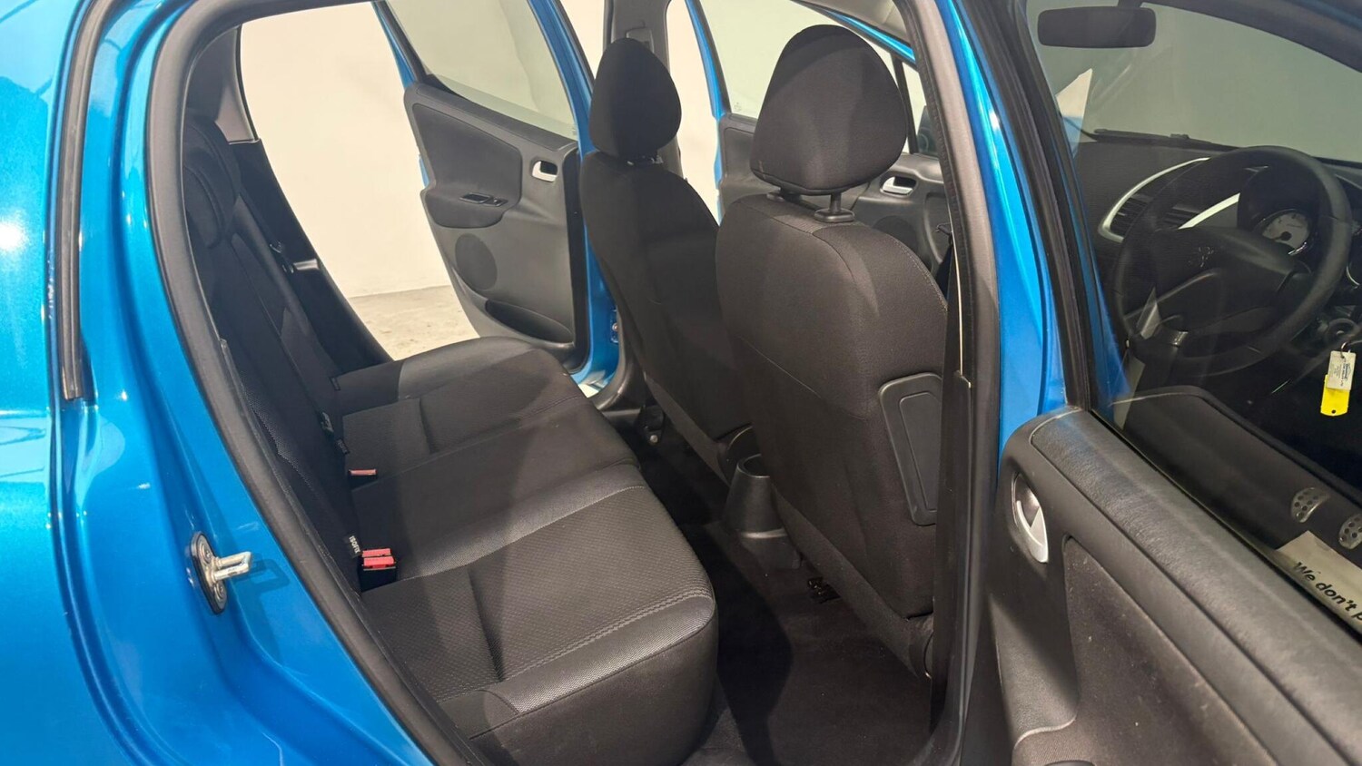 Used Peugeot 207 2011 for sale - 76377385: Photo 80