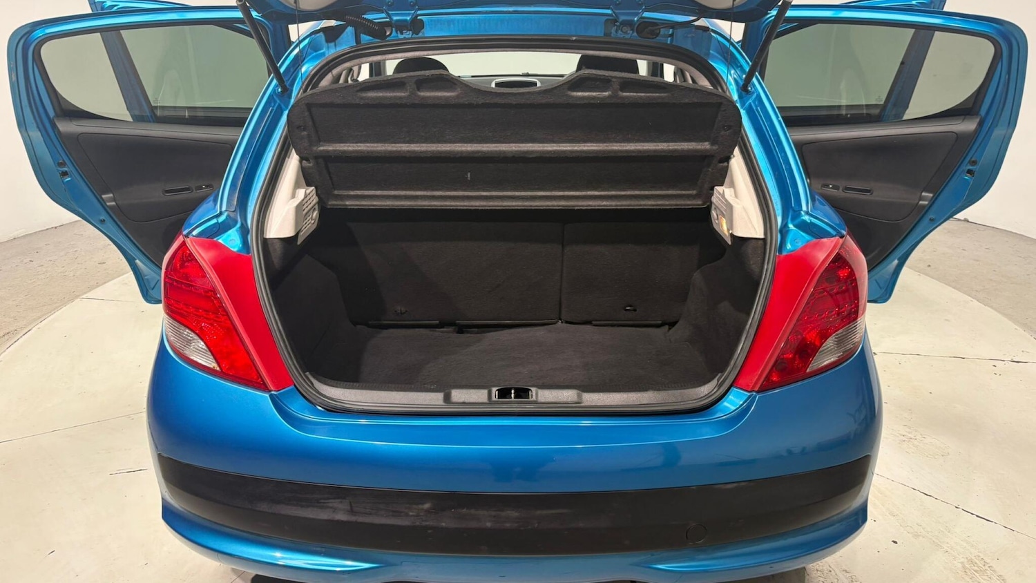 Used Peugeot 207 2011 for sale - 76377385: Photo 89