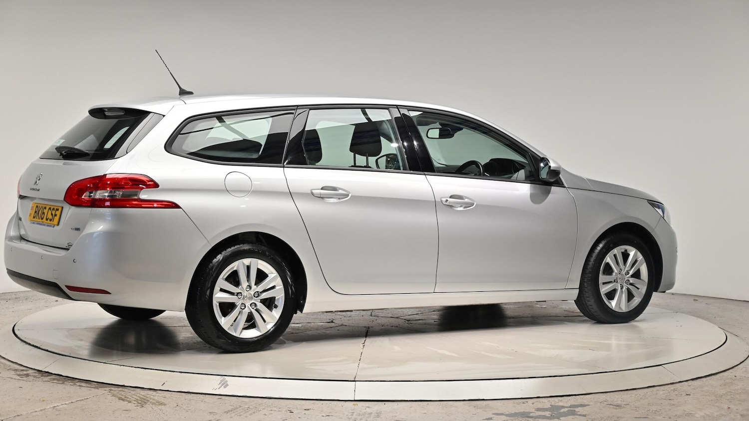 Used Peugeot 308 2016 for sale - 76370153: Photo 35