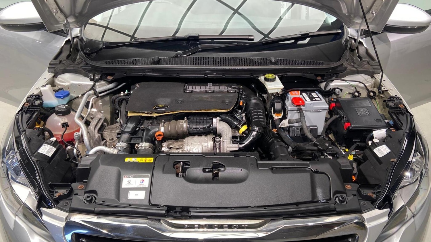 Used Peugeot 308 2016 for sale - 76370153: Photo 90
