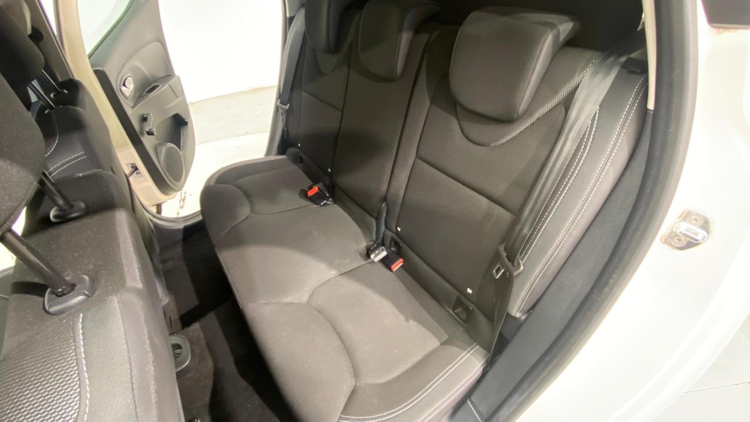 Vehicle 85