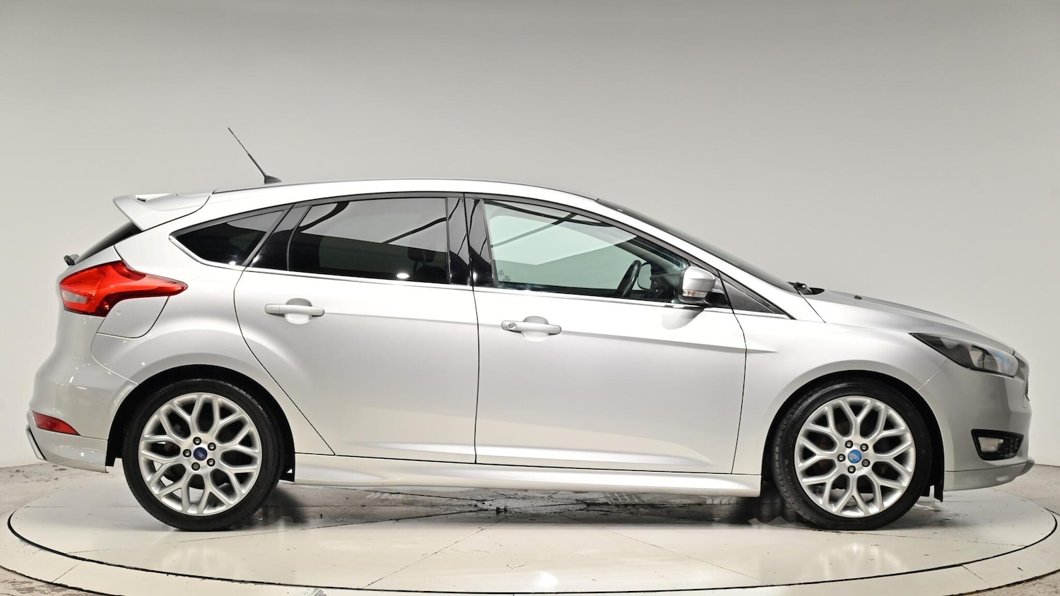 Used Ford Focus 2015 for sale - 76965170: Photo 15