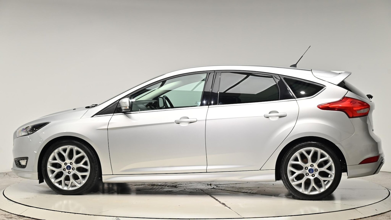 Used Ford Focus 2015 for sale - 76965170: Photo 26