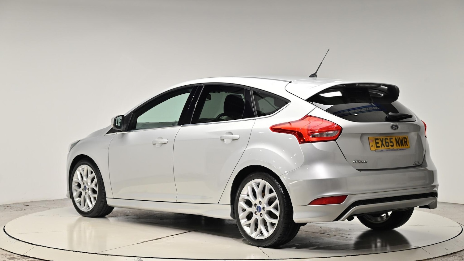 Used Ford Focus 2015 for sale - 76965170: Photo 30