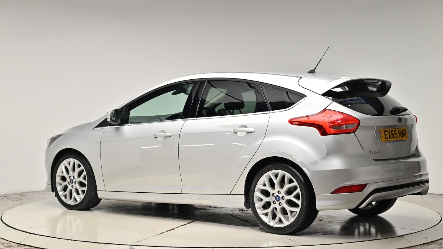 Used Ford Focus 2015 for sale - 76965170: Photo 5
