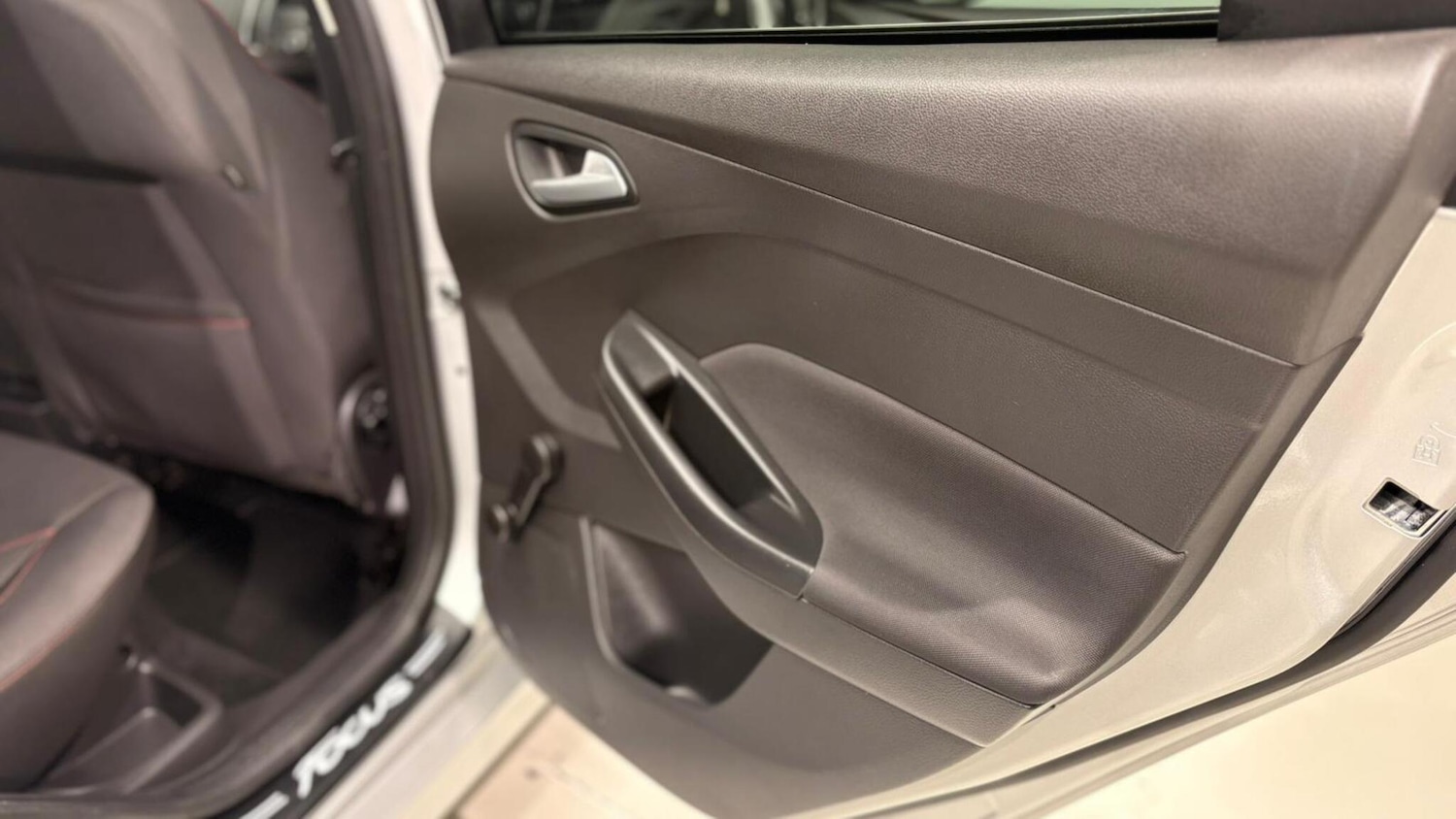 Used Ford Focus 2015 for sale - 76965170: Photo 82