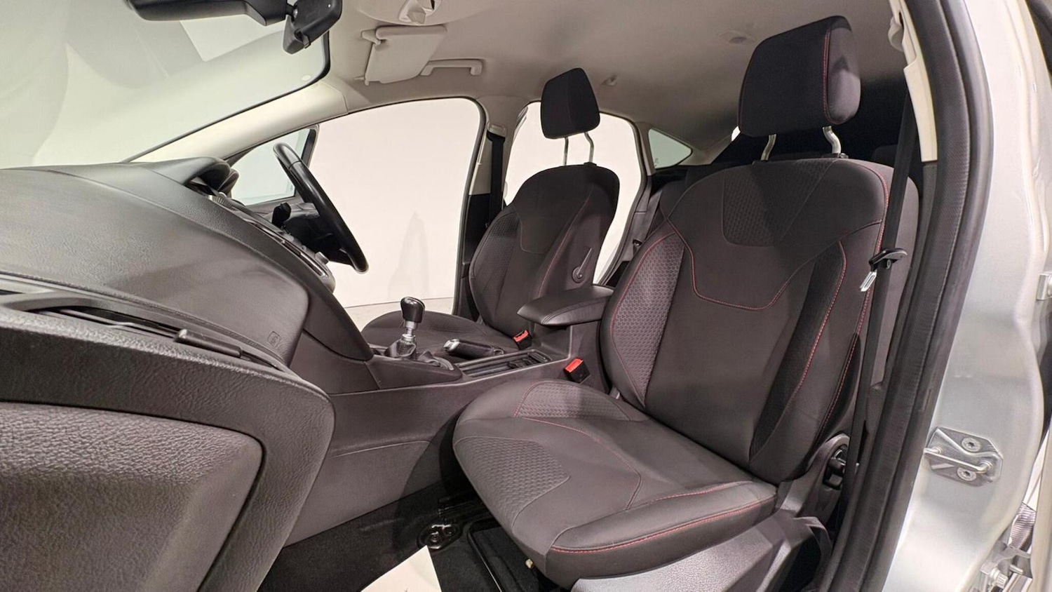 Used Ford Focus 2015 for sale - 76965170: Photo 87