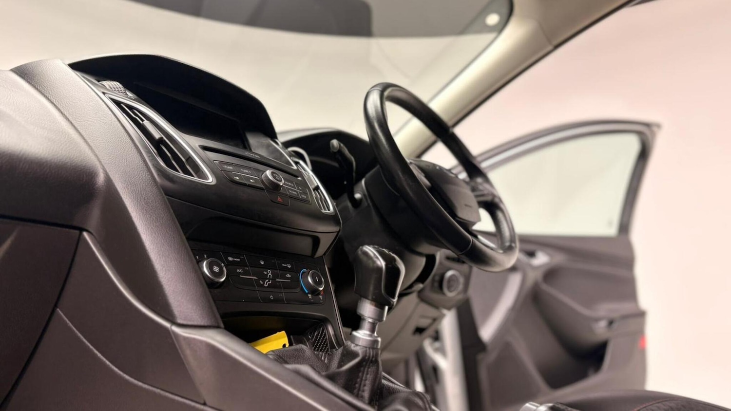 Used Ford Focus 2015 for sale - 76965170: Photo 94