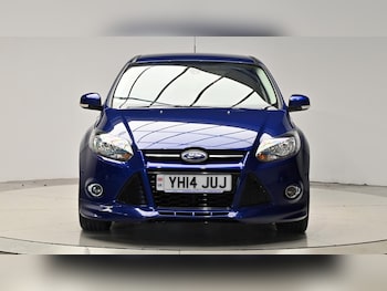 Used Ford Focus 2014 for sale - 76013646: Photo 2