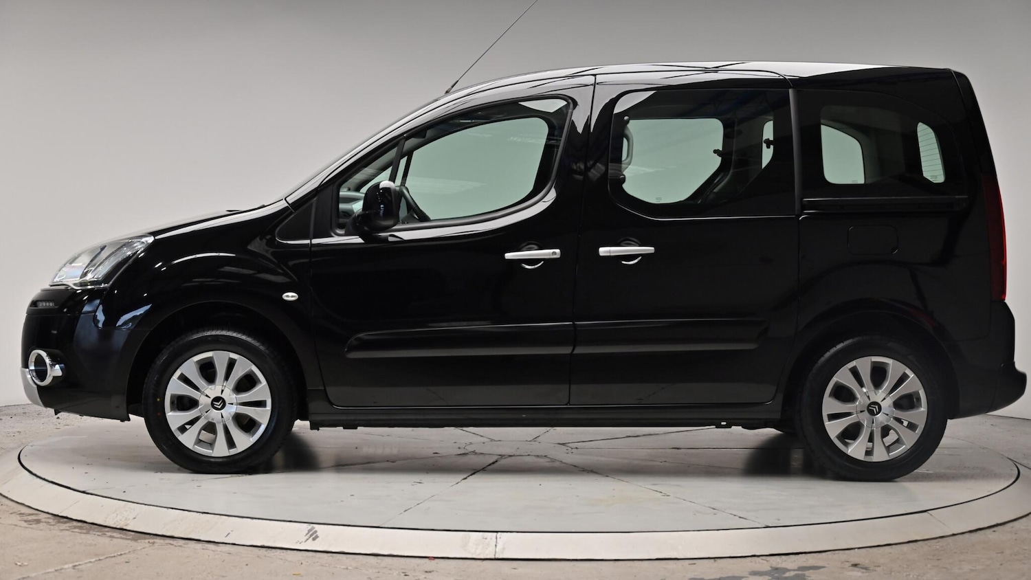 Used Citroen Berlingo 2015 for sale - 76269638: Photo 3